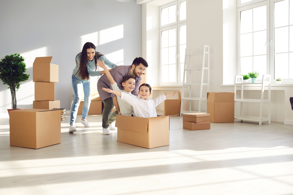 Family Moving in New Home - Forge Home Consulting